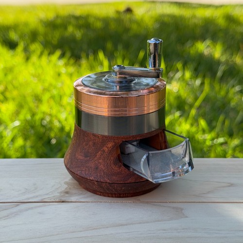 Hand crank herb grinder with - herb,