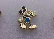 EB72 pin's MICKEY culotte