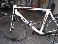 Vélo course route Cannondale