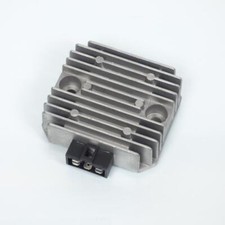 Régulateur redresseur de