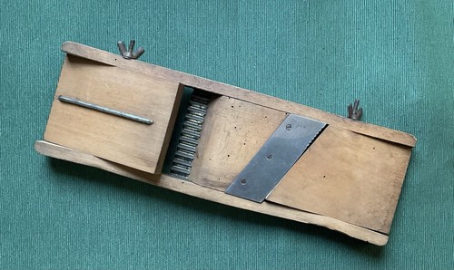 Ancienne rappe mandoline - mandoline, de