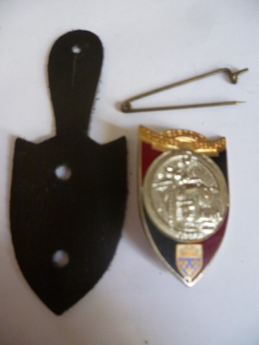 Ancien insigne pucelle - insigne,