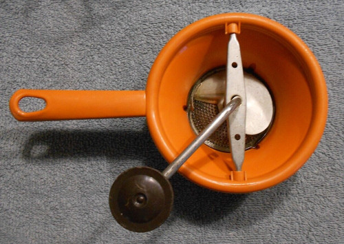 Mouli baby ancien petit - baby, moulin