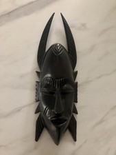 Masque africain anthropomorphe