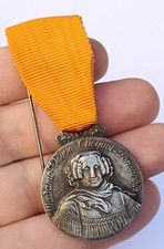 médaille Veuve Clicquot metal