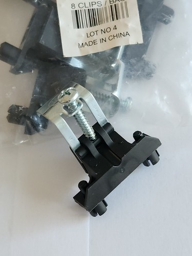 Clips fixation pour - de,