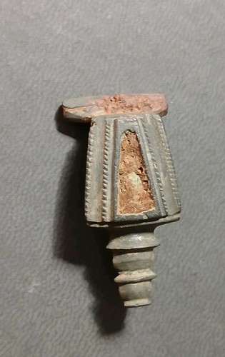 Magnifique petite fibule - magnifique,