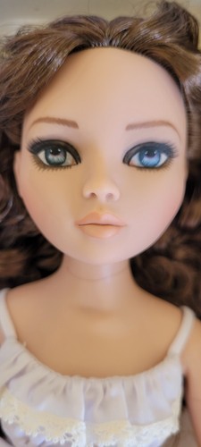 Tonner ellowyne wilde doll - wilde,