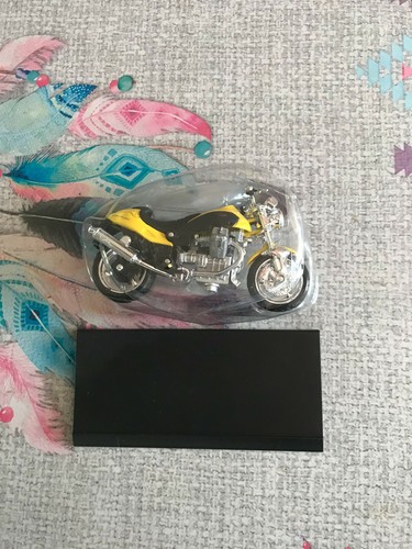 Moto miniature guzzi v10 - miniature,