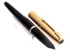 STYLO PLUME PARKER 51 AEROMETRIC Capuchon plaqué OR COULEUR NOIR N435