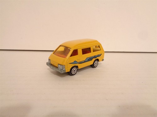1986 1990 majorette 216 - majorette, yellow