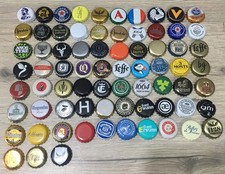 Lot de 73 capsules de bières