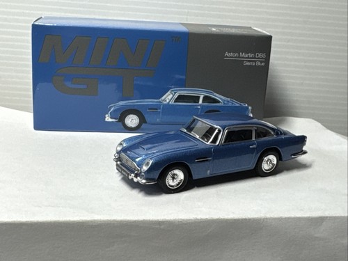 Mini aston - 1/64,
