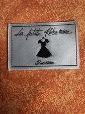 Étiquette Tissu Neuve Petite Robe Noire