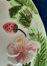 6 Assiettes en barbotine