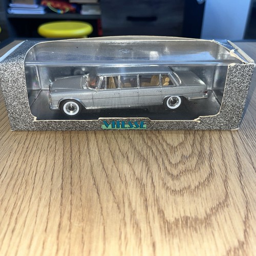 Vitesse mercedes benz 600 - benz,