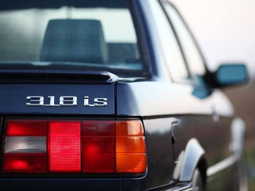 Bmw e30 318is emblème - e30,