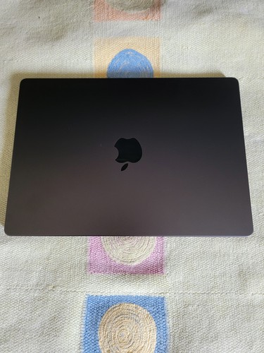Macbook pro a2992 - macbook,