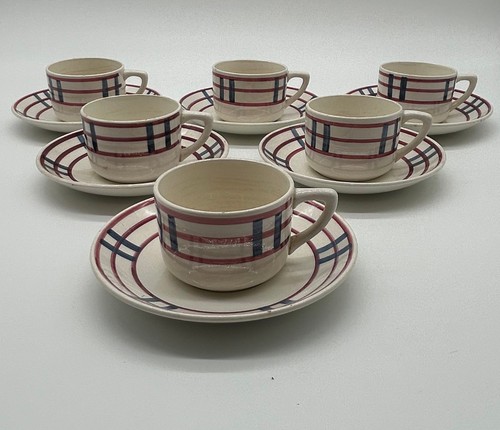 Tasse sous - tasse,