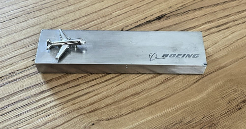 Presse papier boeing - papier, boeing.
