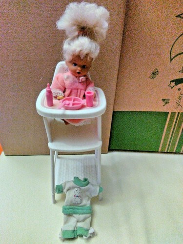 Petite poupée chaise - petite,