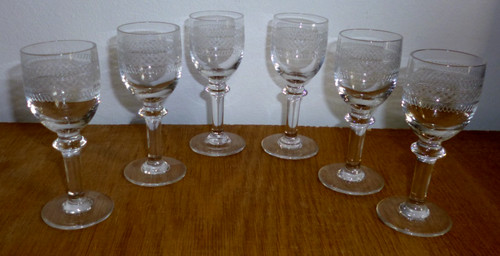 Anciens petits verres à - petits,