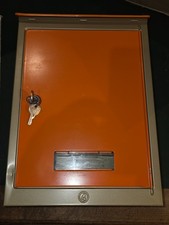 Boite aux lettres murale