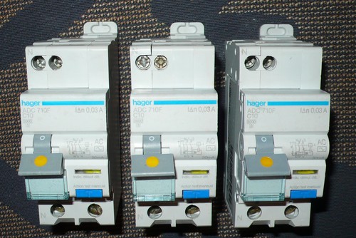 Disjoncteur differentiel 10a - differentiel,