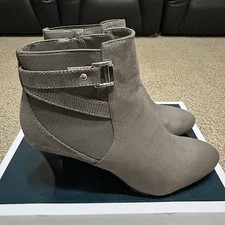 Karen Scott Womens MAJAR Gray Heeled Ankle Boots Booties Sz 7.5 Worn Once