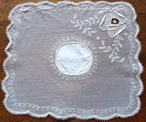Napperon ancien tulle - en,