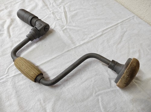 Outil ancien vilebrequin - outil, ancien,