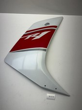 Carénage latéral droit