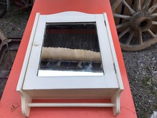 Ancienne petite armoire de