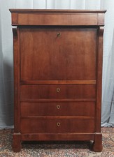 Secrétaire époque Restauration en noyer