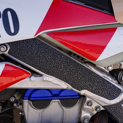 Black upper frame guards - upper,