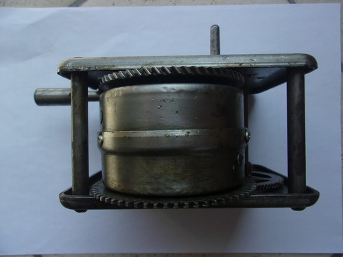 Moteur gramophone - de,