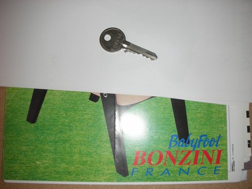 Baby foot bonzini - baby-foot,