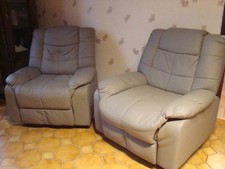 2 fauteuils relax massant &