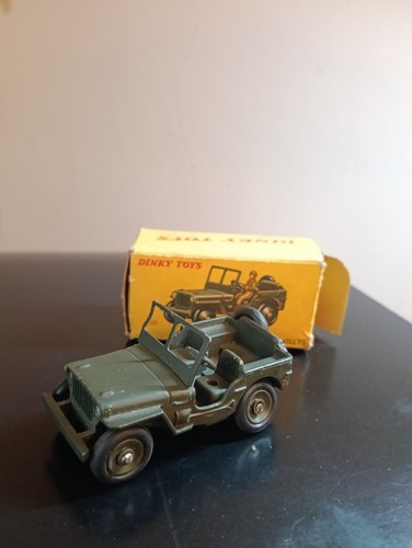 Voiture dinky toys - dinky, jeep
