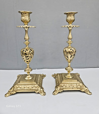 Paire de bougeoirs en laiton