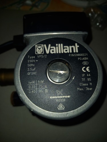 Pompe chaudière vaillant - ,