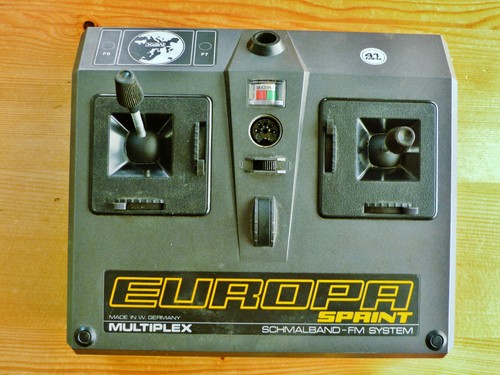 Emetteur radiocommande - de,