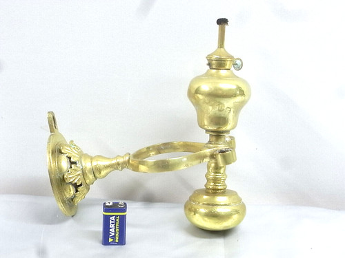 Lampe a petrole - 🇫🇷,