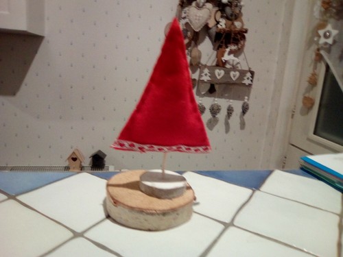 Sapin feutrine rouge - rouge, sur