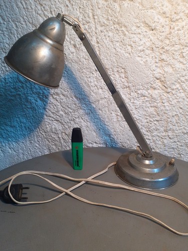 Lampe moderniste art déco