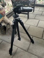 Manfrotto 190XB Tripod - With a 322RC2 Squeeze Adjustable Head Read Description
