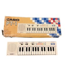 Vintage 1980’s Casio PT-1 Electronic Mini Keyboard Synthesizer Works See Video