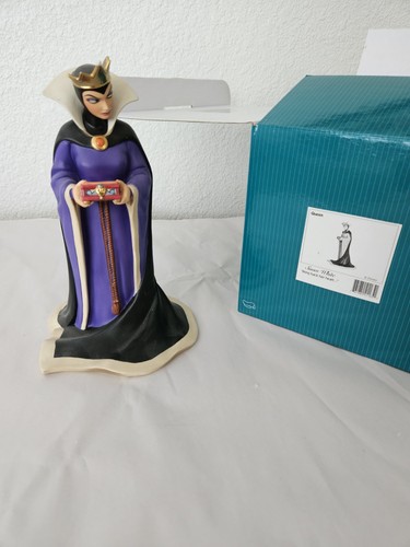 Wdcc disney snow white evil - snow,