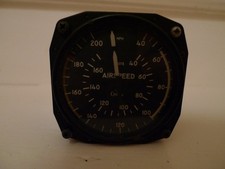 INSTRUMENT AIRSPEED INDICATOR