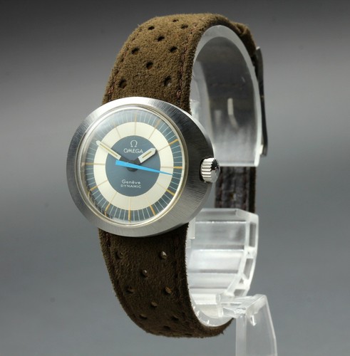 Montre manuelle femme vintage